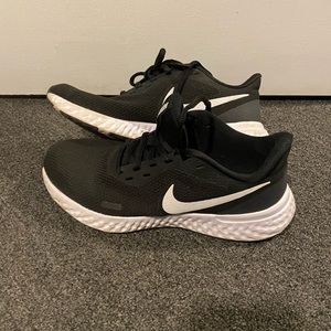 Nike woman’s running shoe